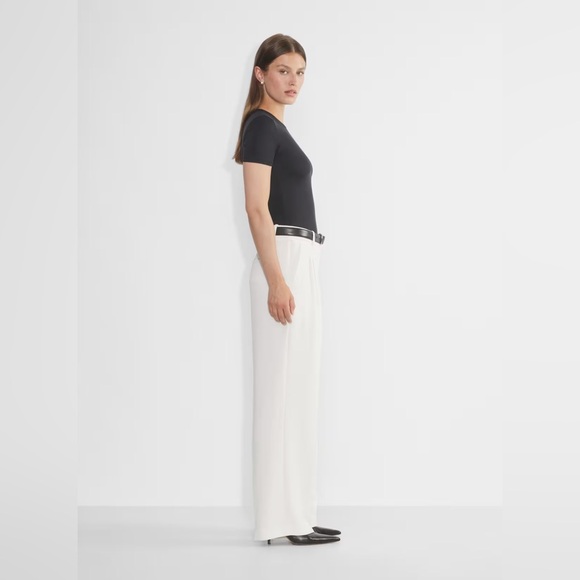 Aritzia | Effortless Trousers Size 4 - Picture 2 of 10